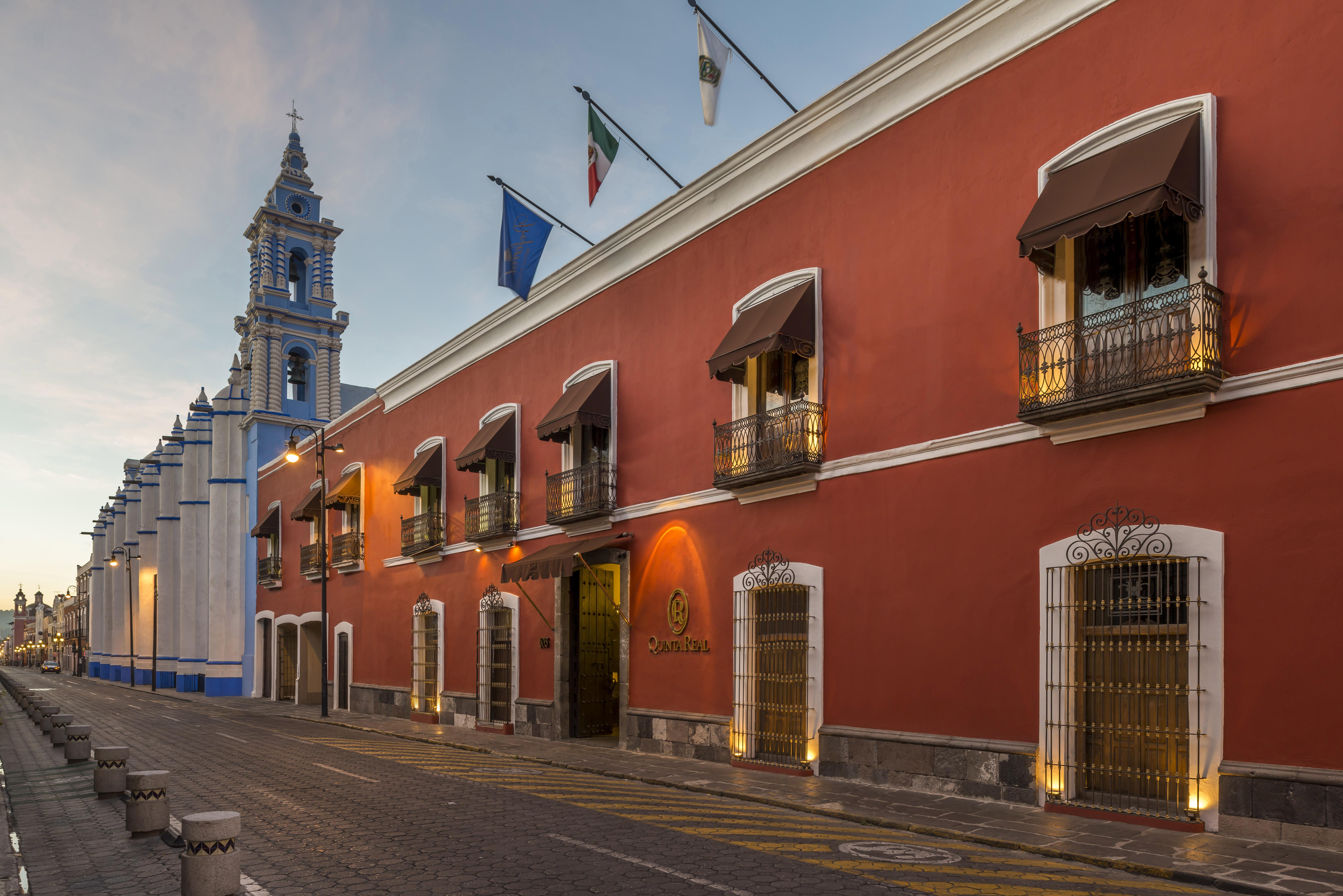 فندق Quinta Real بويبلا المظهر الخارجي الصورة Casa Colorada