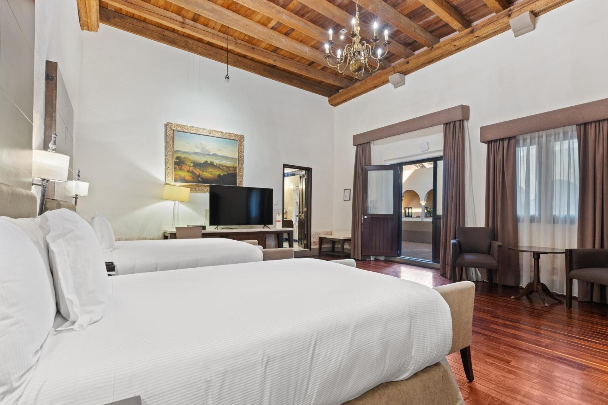 فندق Quinta Real بويبلا المظهر الخارجي الصورة A room at the hotel