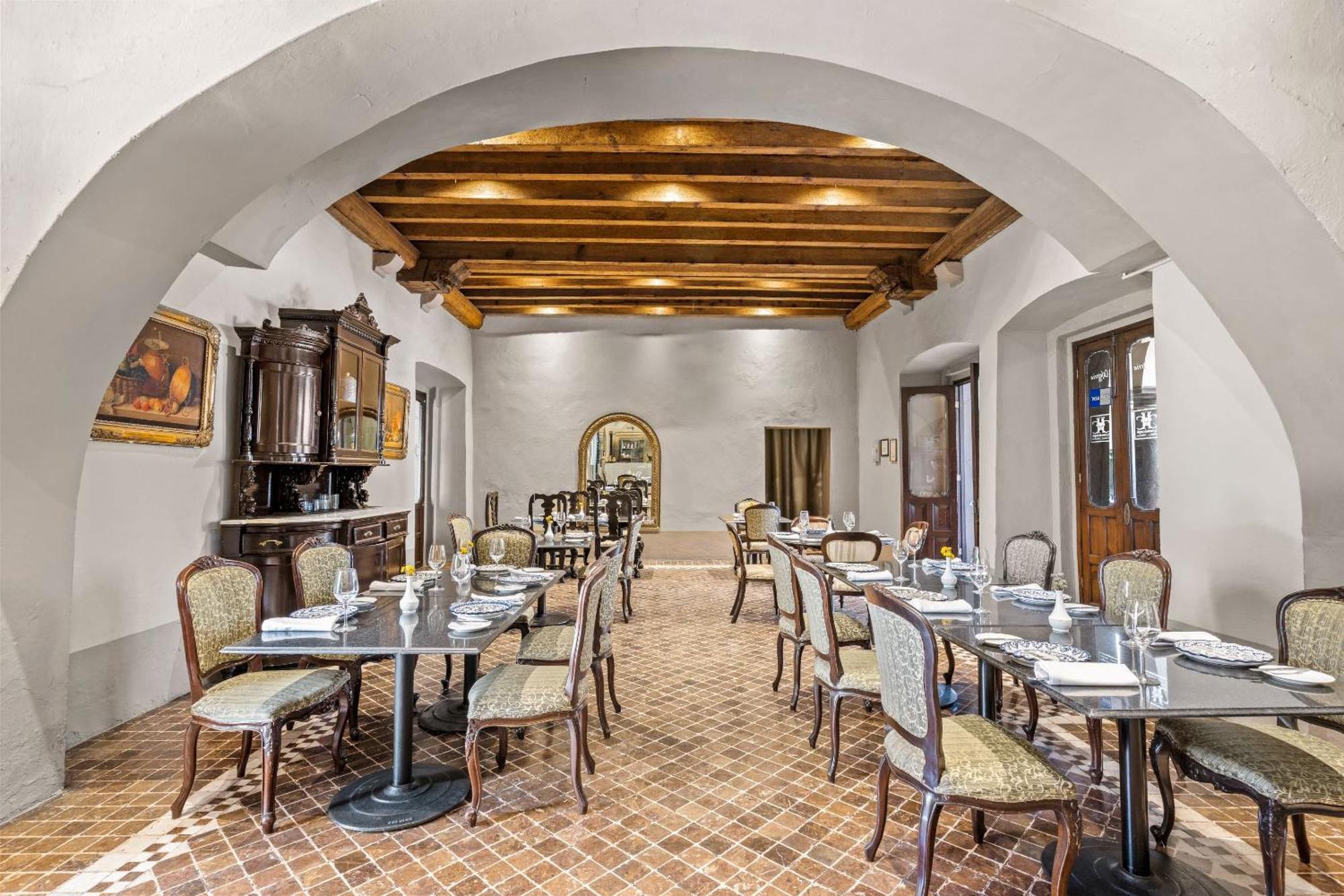 فندق Quinta Real بويبلا المظهر الخارجي الصورة Restaurant