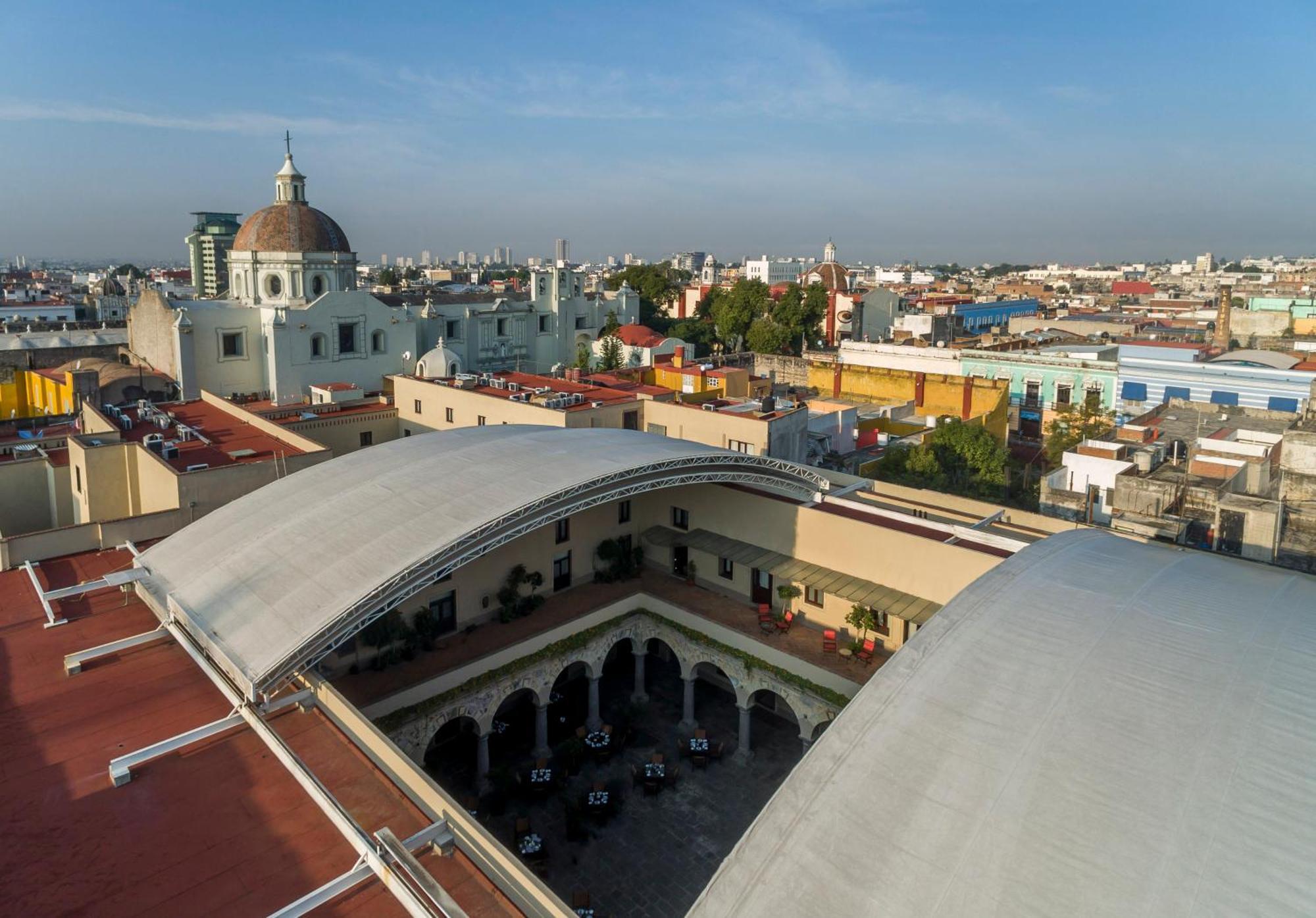 فندق Quinta Real بويبلا المظهر الخارجي الصورة View of the city from the roof of the Museo de Arte Moderno de la Ciudad de México